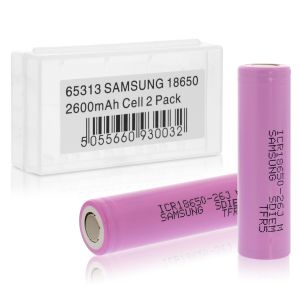 2 батерии 18650 с кутия за съхранение